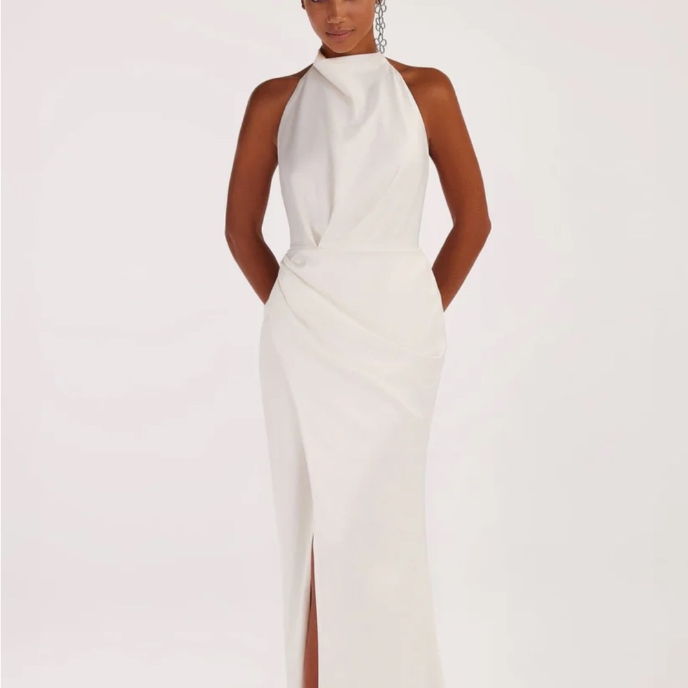 NWT sz10 Milla White Halter Maxi Dress